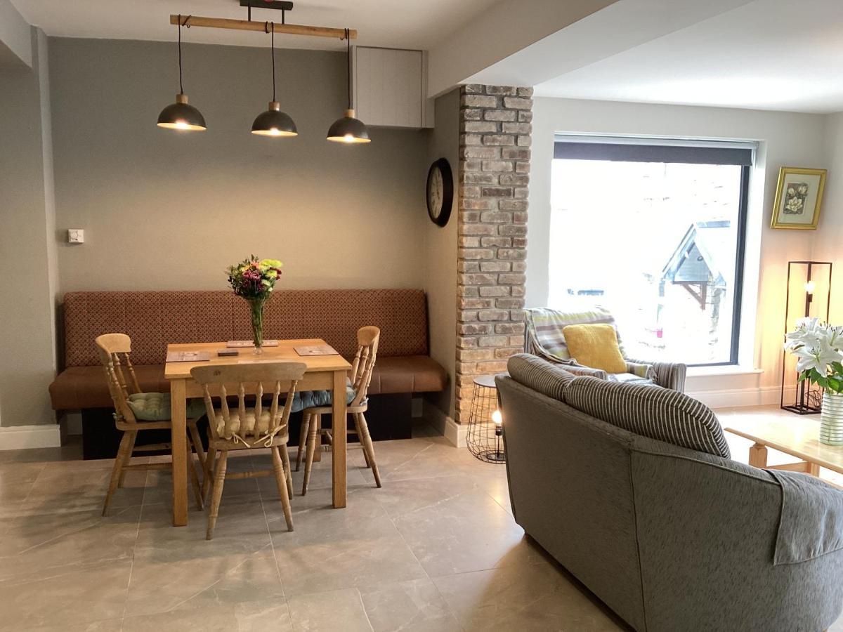Roundstone Retreats Roundstone Harbour Lights Apartment Bagian luar foto